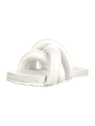 Yume Yume Leather Slides