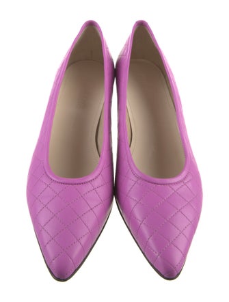 Yuni Buffa Leather Pumps