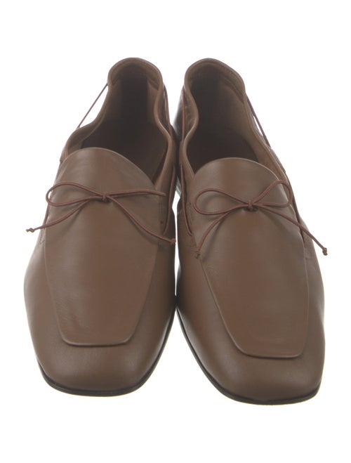 Yuni Buffa Leather Loafers