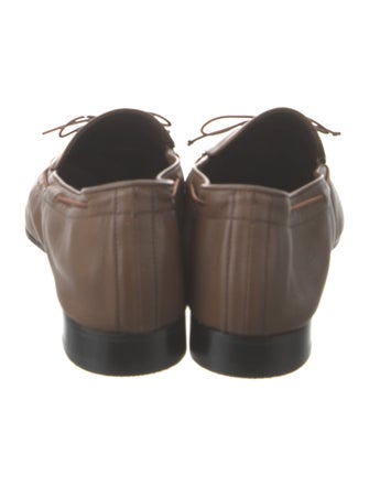 Yuni Buffa Leather Loafers