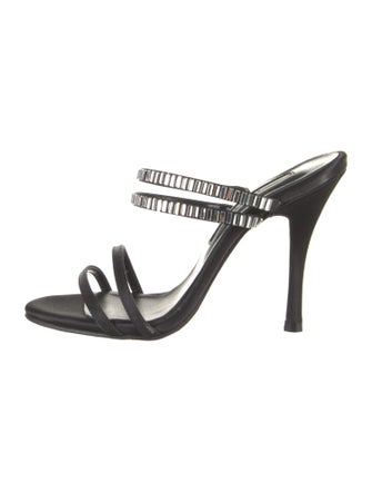 Yuul Yie Satin Printed Slides