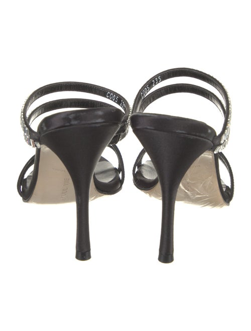 Yuul Yie Satin Printed Slides