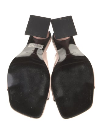 Yuul Yie Leather Slides