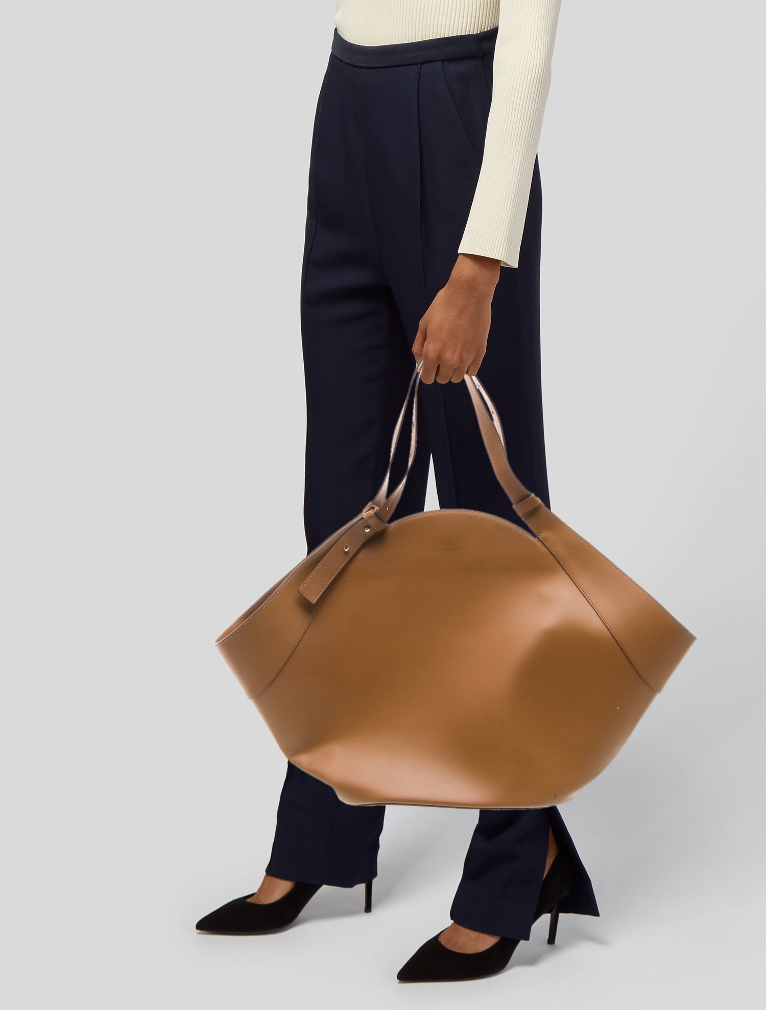 yuzefi Leather Clutch