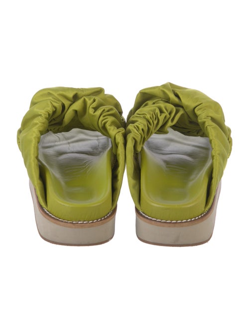 Ganni Slides