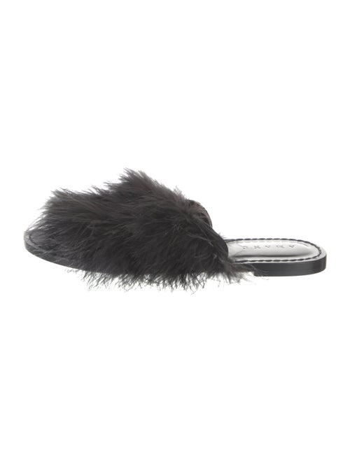 Amanu Ostrich Feather Slides