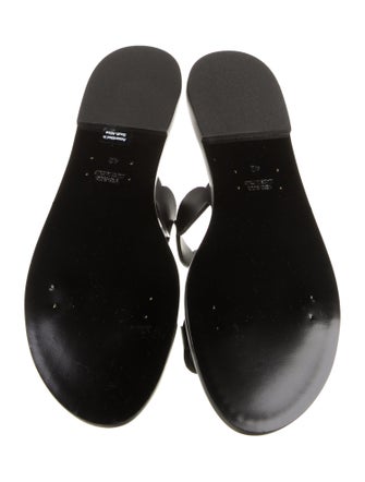 Amanu Leather Scalloped Accent Slides