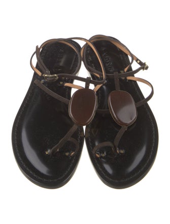 Amanu Leather T-Strap Sandals