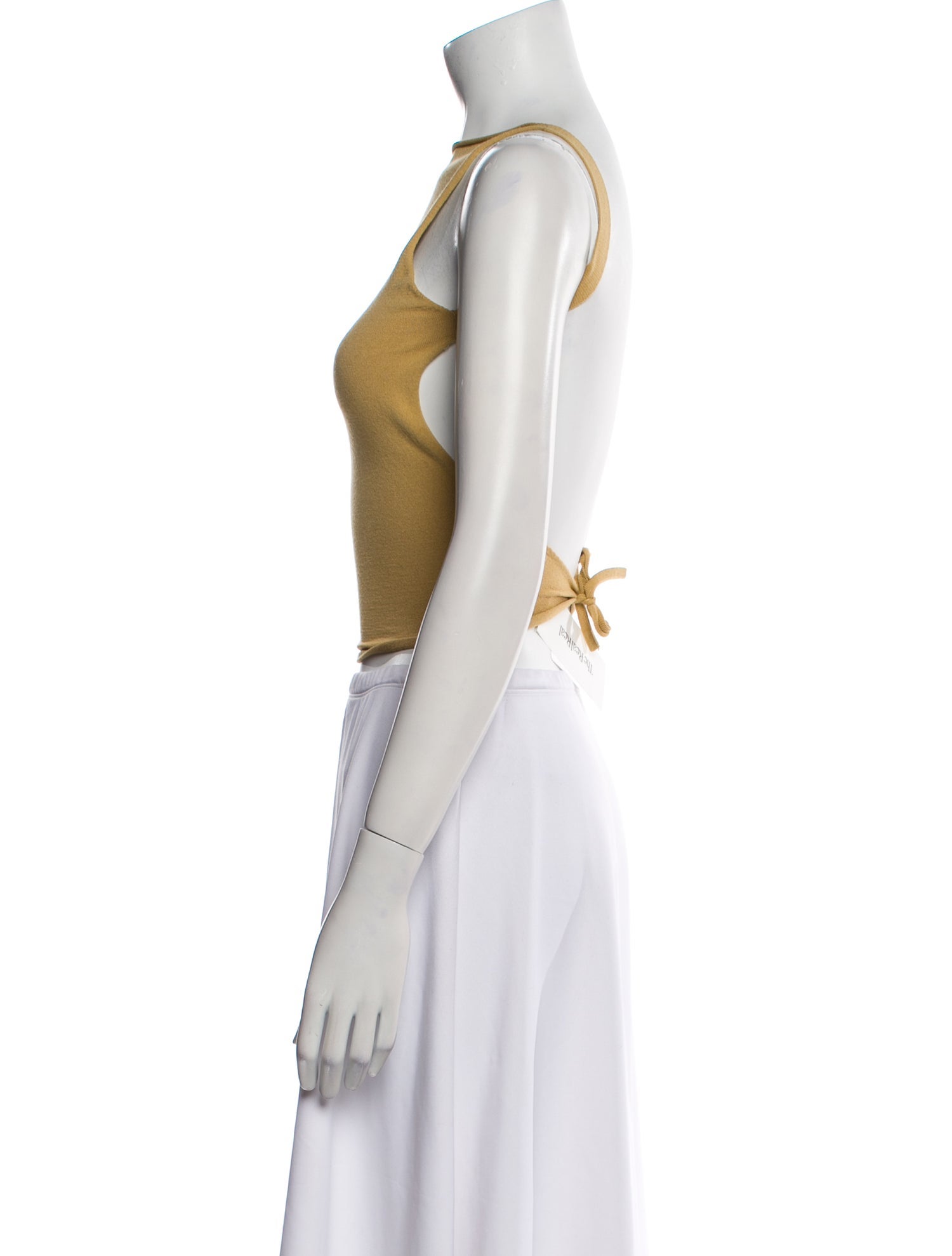 Gimaguas Bateau Neckline Sleeveless Crop Top