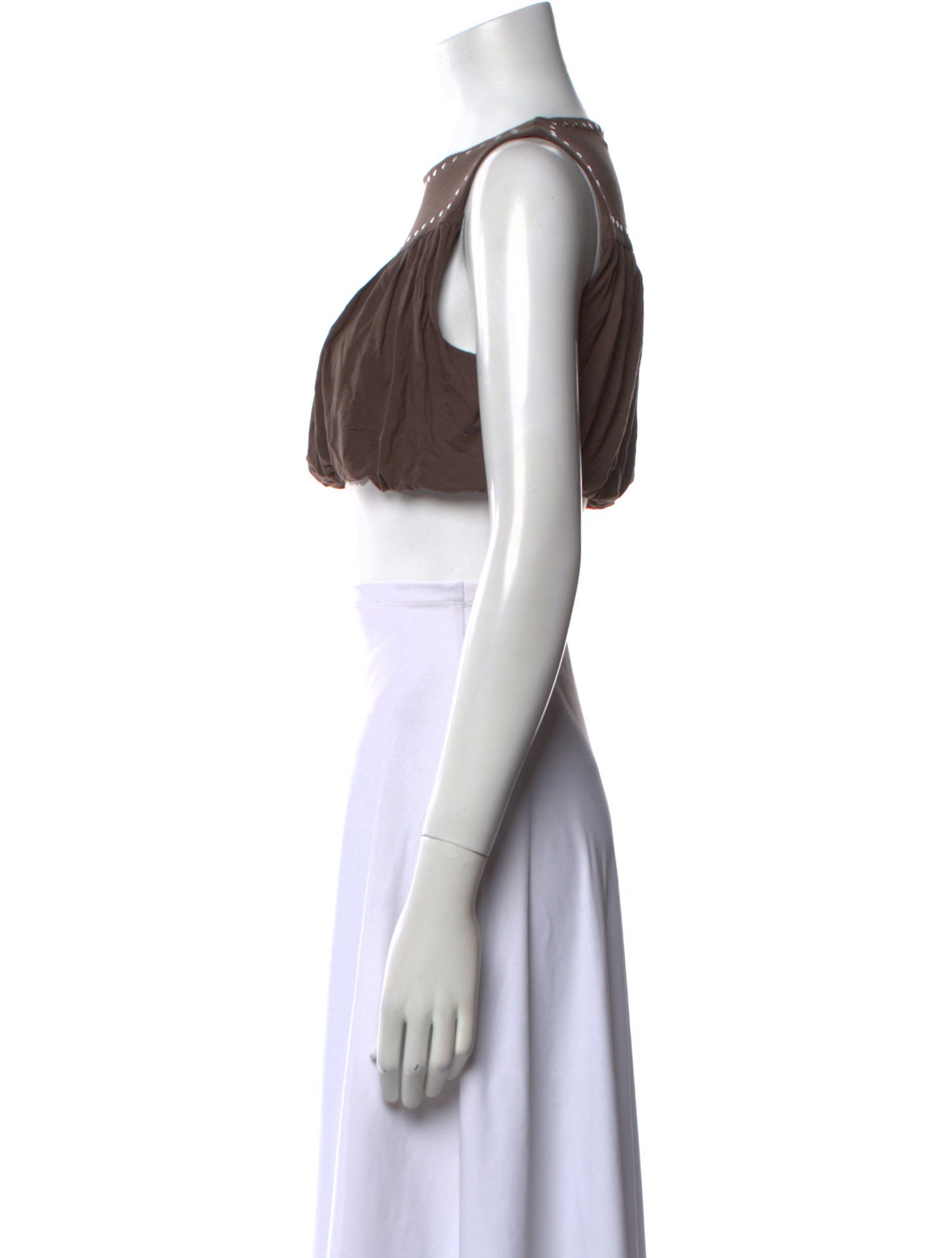 Gimaguas Bateau Neckline Sleeveless Crop Top