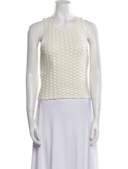 Gimaguas Scoop Neck Sleeveless Top