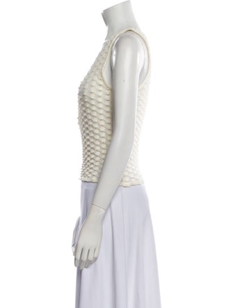 Gimaguas Scoop Neck Sleeveless Top