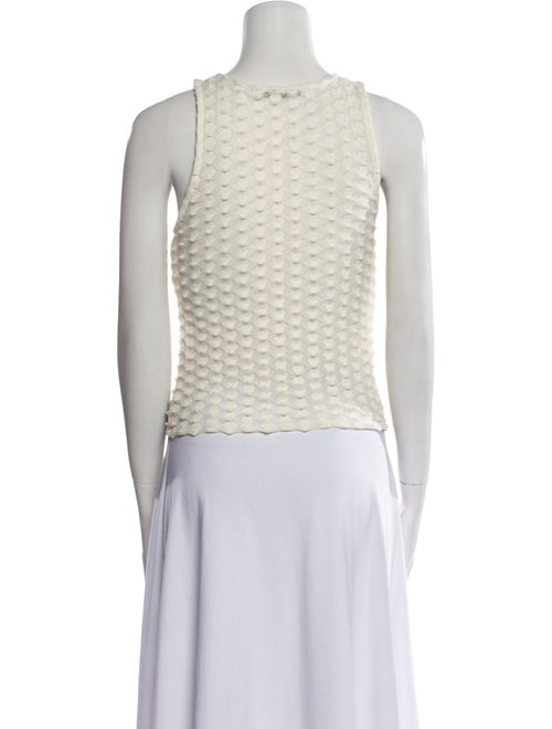 Gimaguas Scoop Neck Sleeveless Top