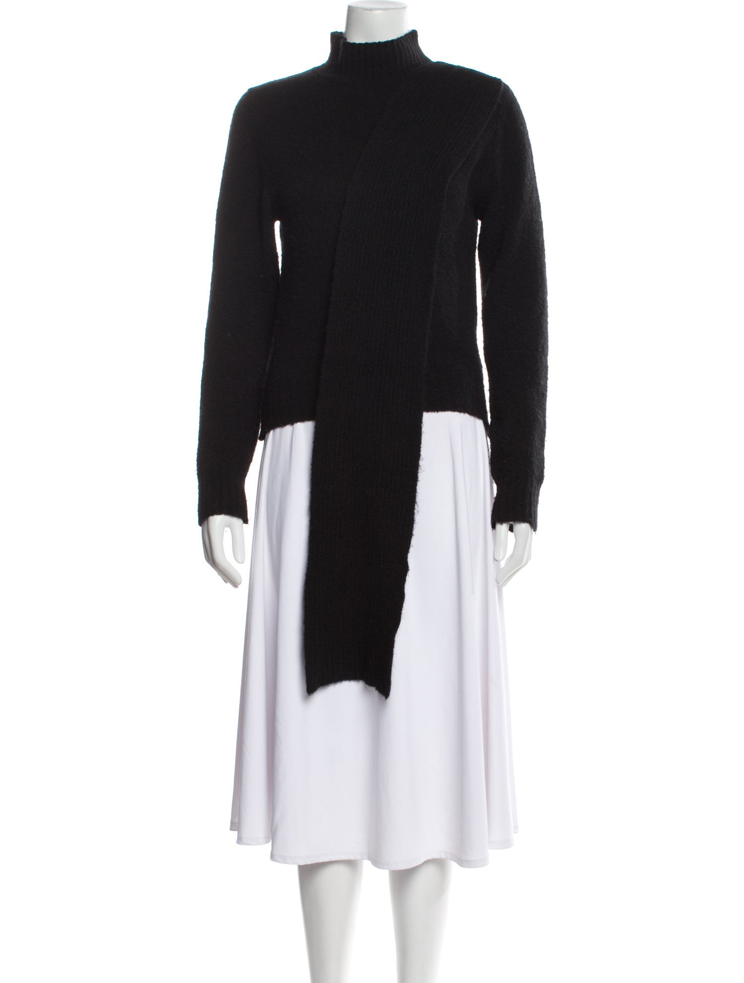 Gimaguas Mock Neck Sweater