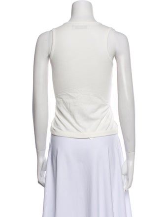 Gimaguas V-Neck Sleeveless Crop Top