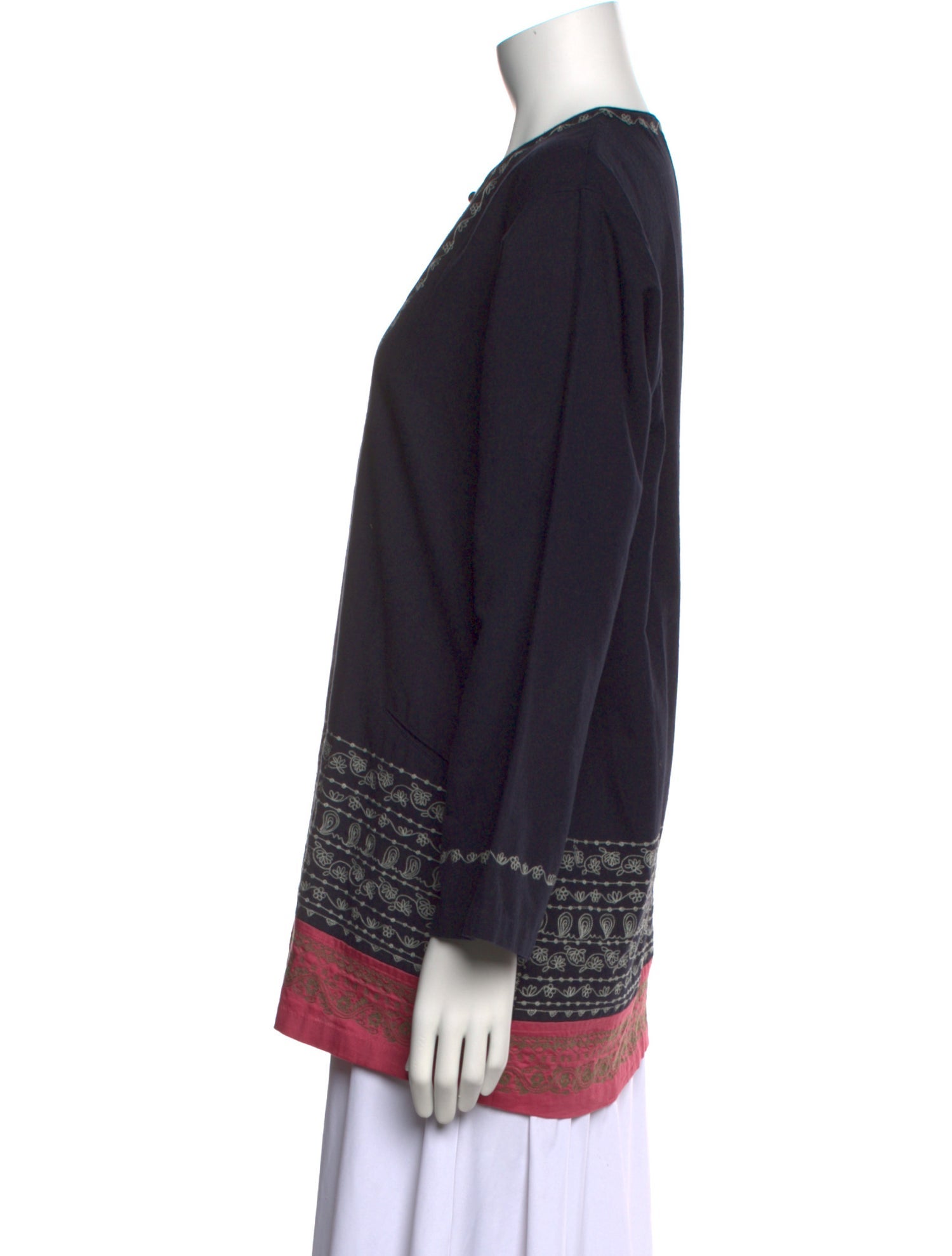 HaaT V-Neck Long Sleeve Sweatshirt