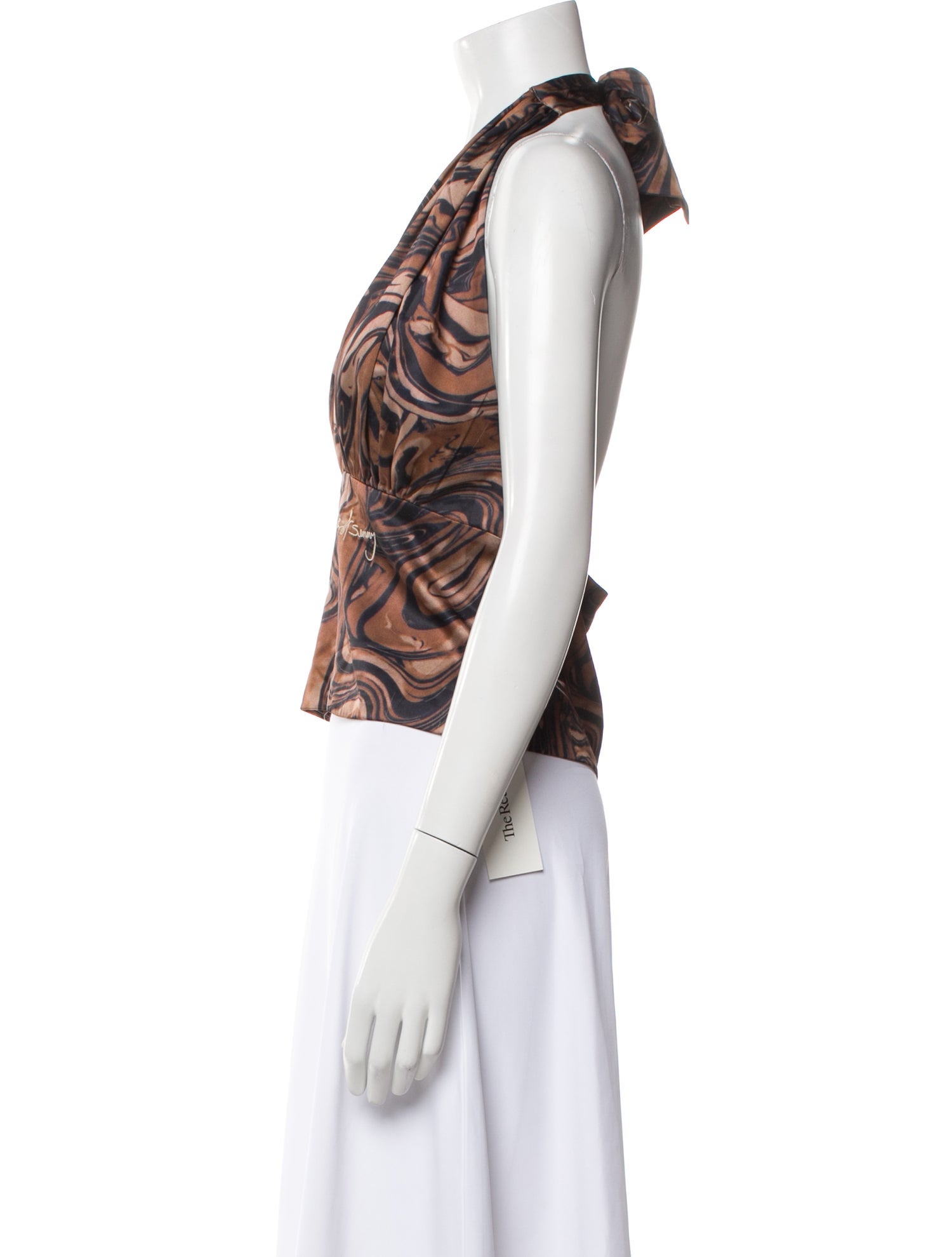 House of Sunny Printed V-Neck Crop Top