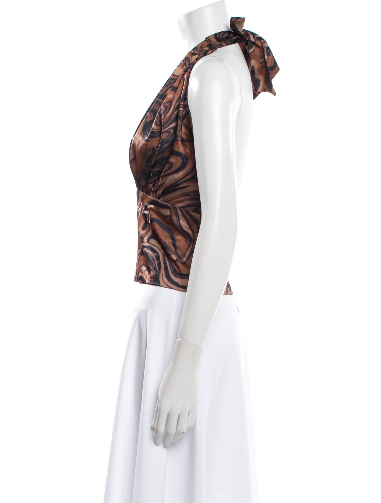 House of Sunny Printed V-Neck Crop Top