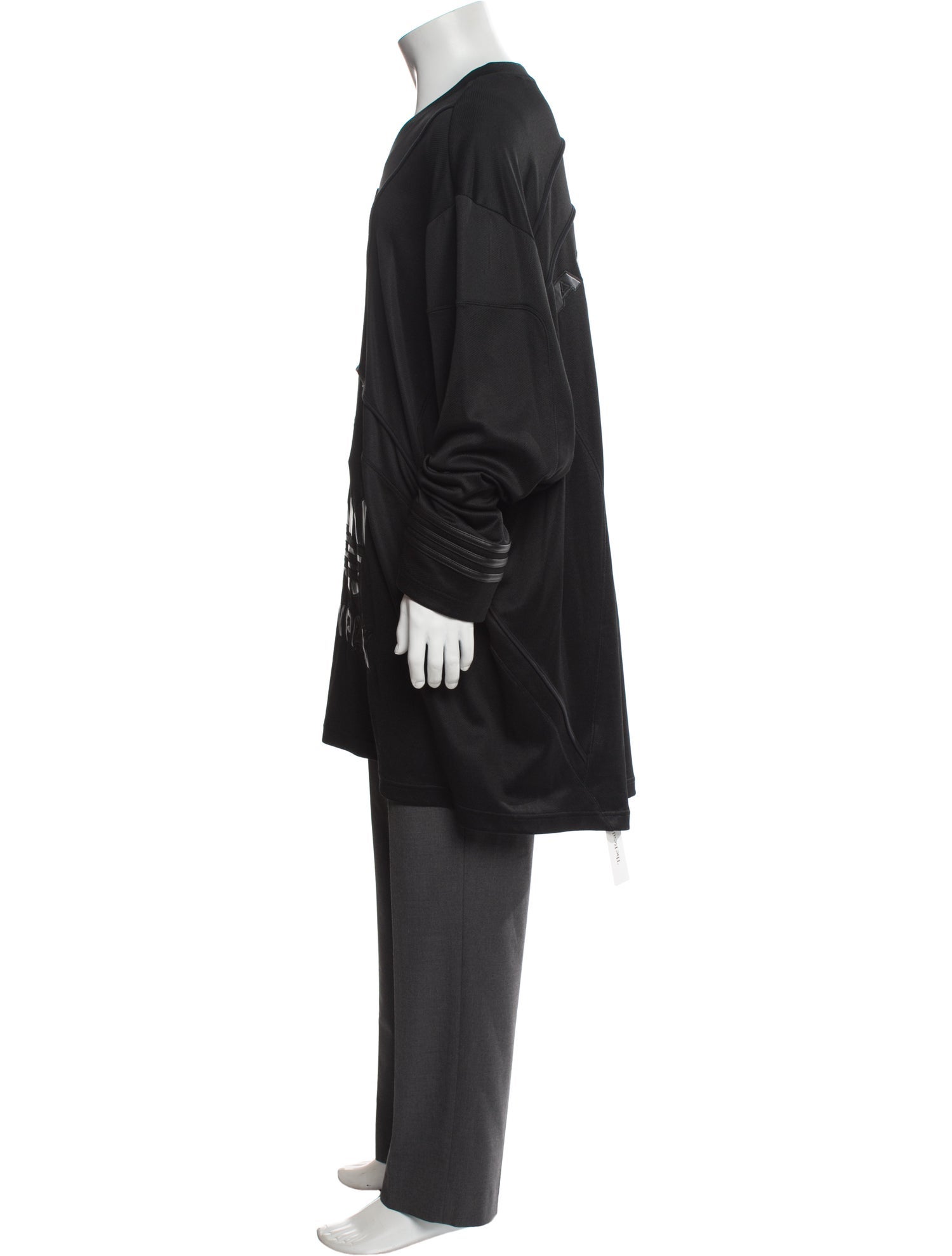 IVY PARK Graphic Print V-Neck Pullover