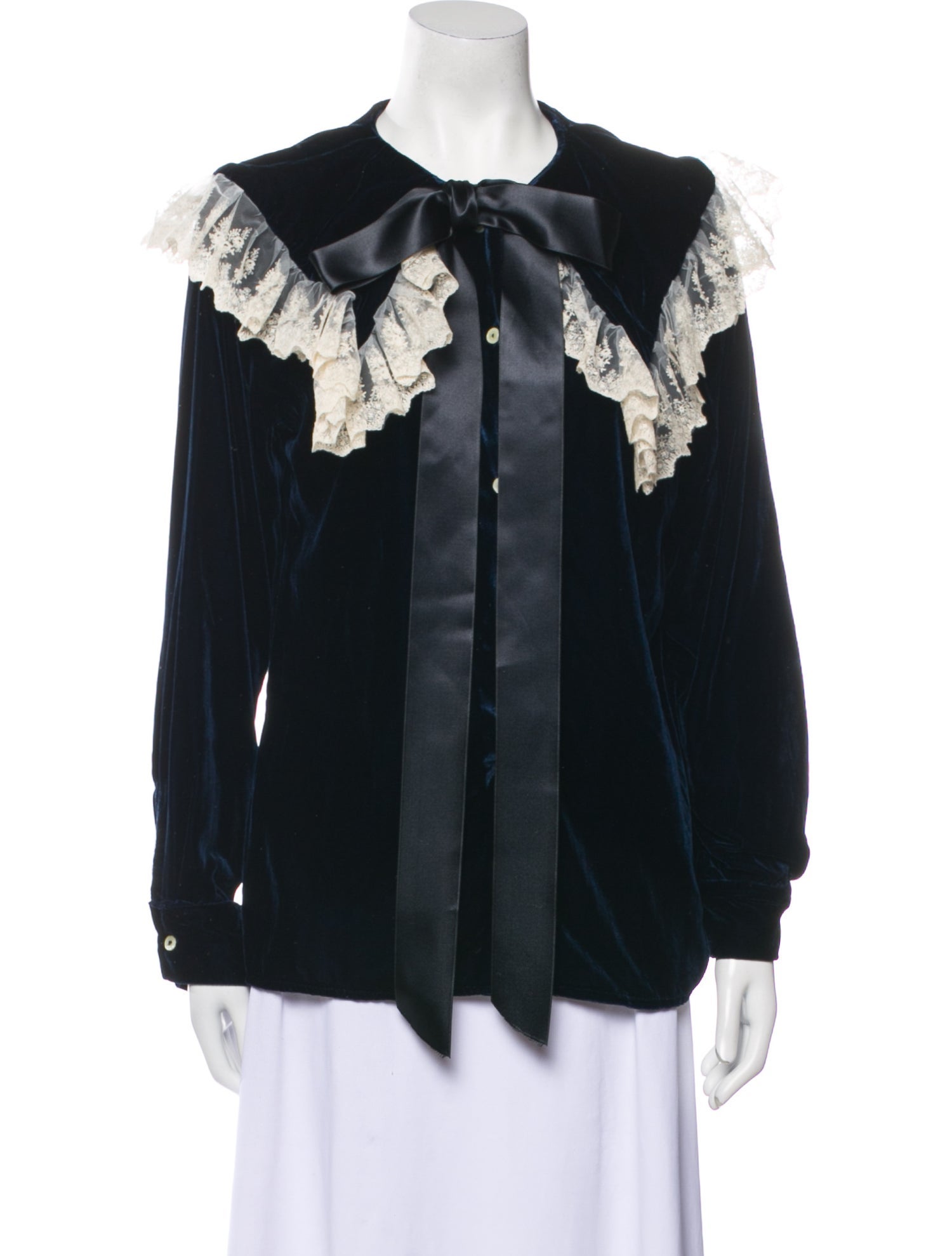 La Veste Lace Pattern Long Sleeve Blouse