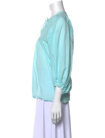 MILLE V-Neck Three-Quarter Sleeve Blouse