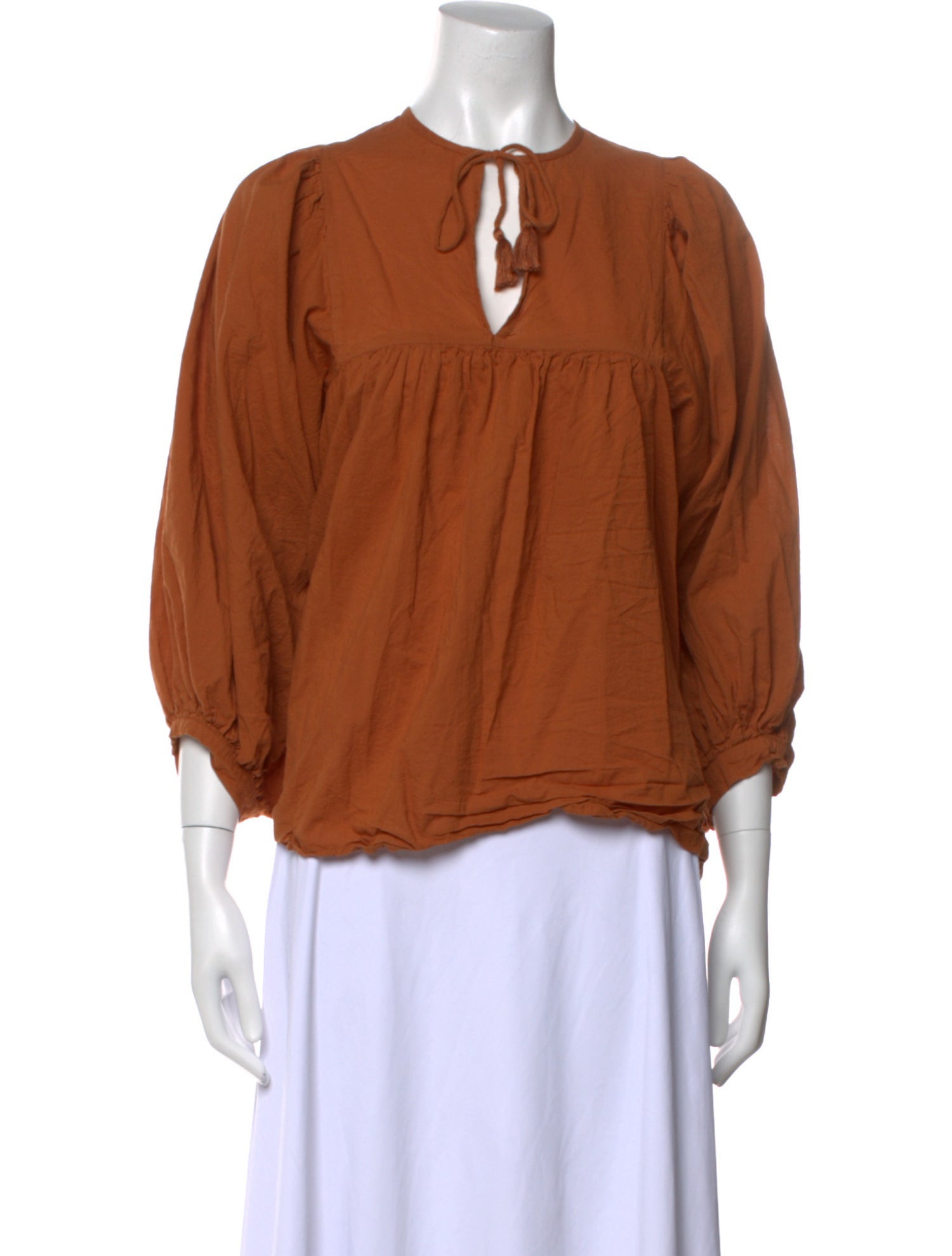 MILLE V-Neck Three-Quarter Sleeve Blouse