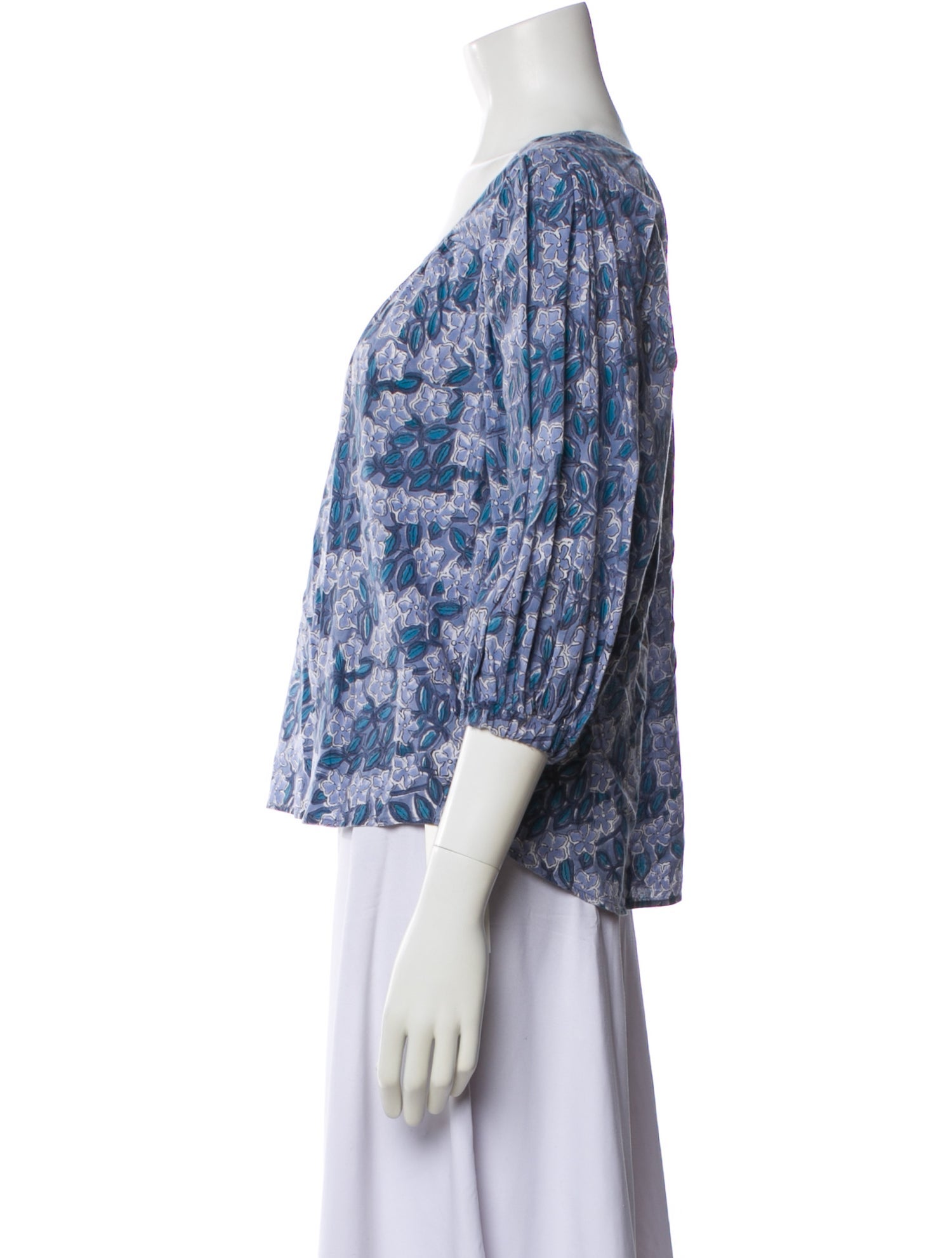 MILLE Floral Print Scoop Neck Blouse