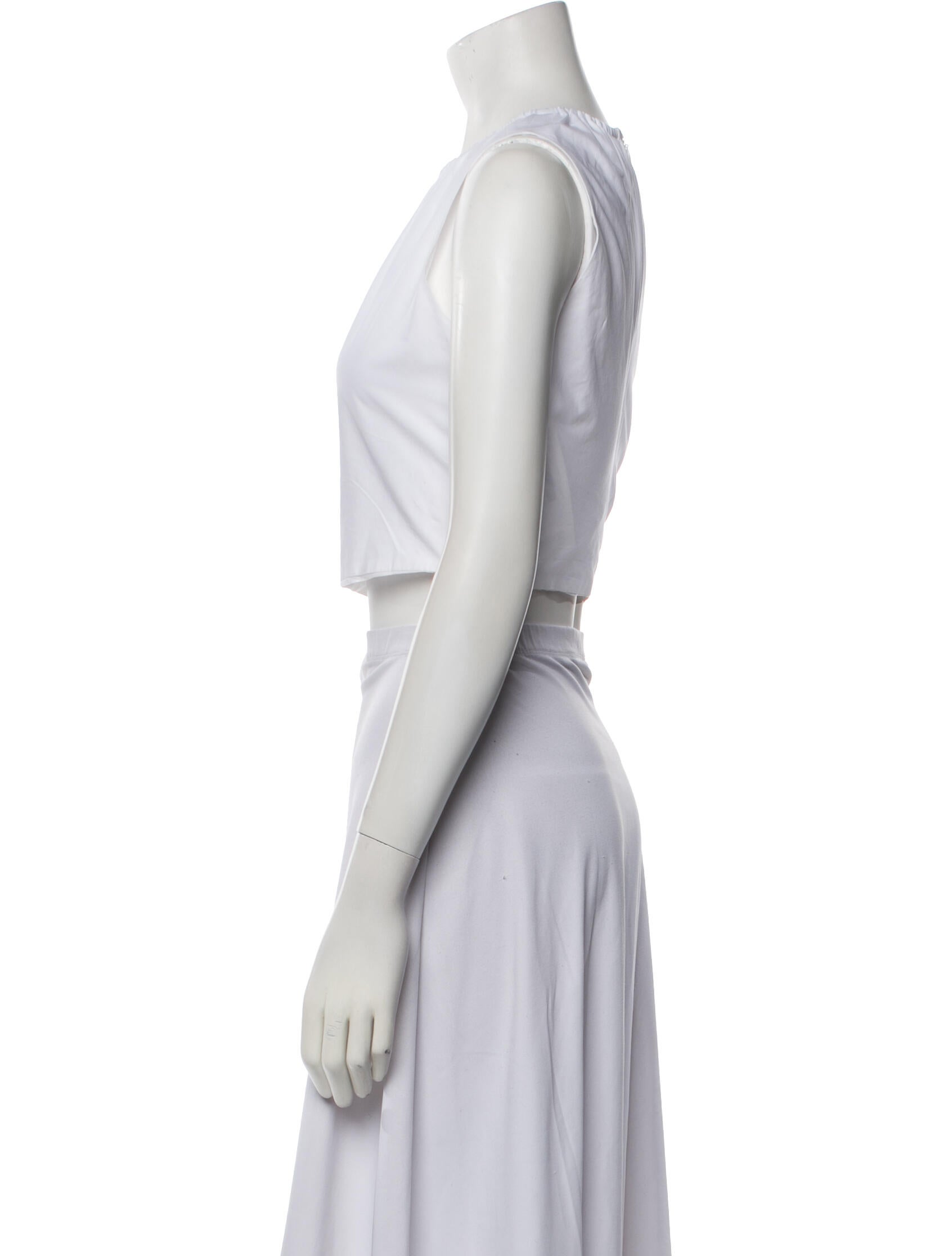 SIR. Halterneck Sleeveless Crop Top