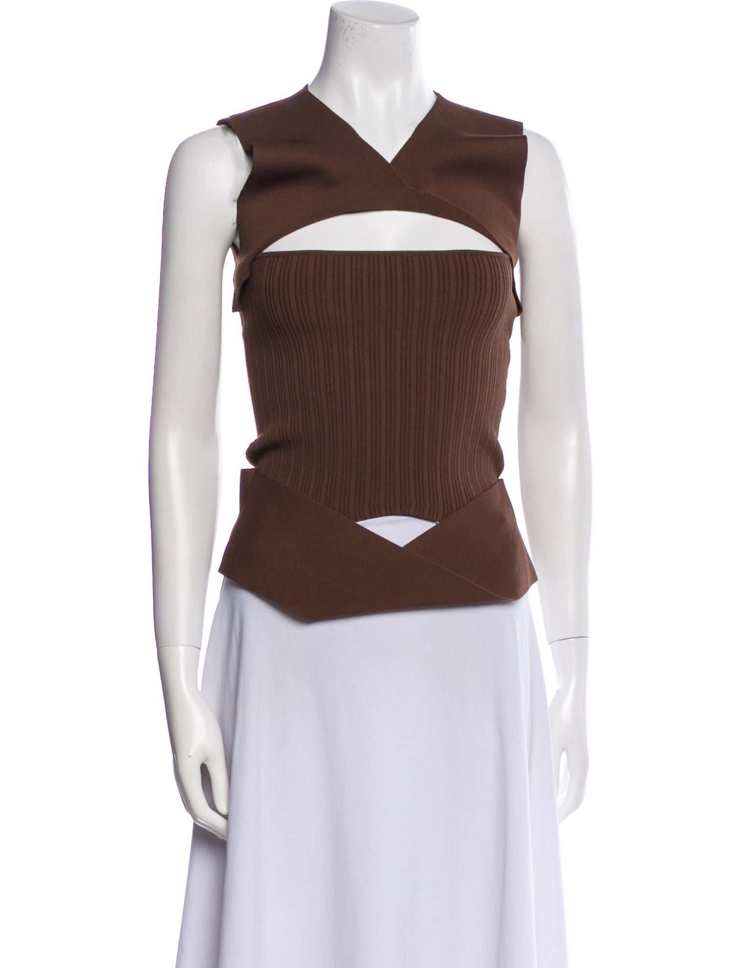 SIR. V-Neck Sleeveless Crop Top