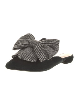 SOMETHING NAVY Suede Ruffle Embellishment Mules