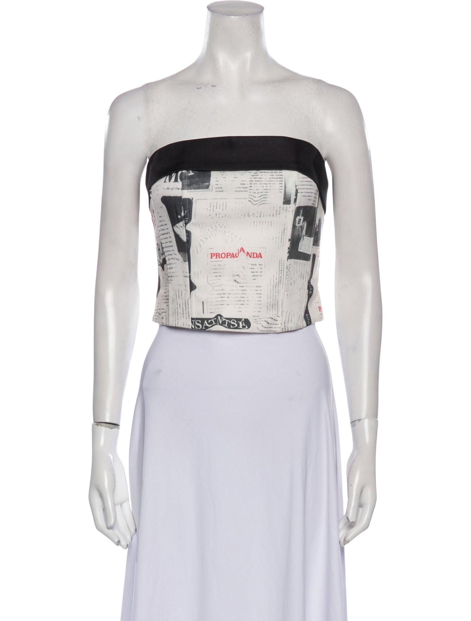 With Jéan Printed Strapless Crop Top