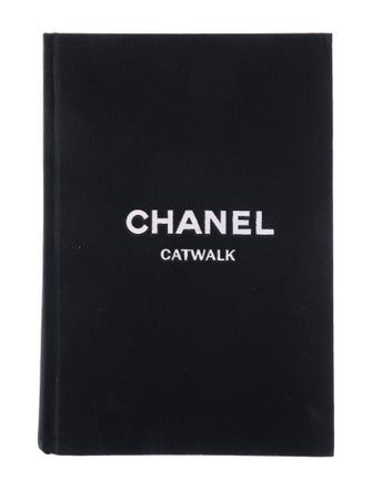 Yale Chanel: Catwalk