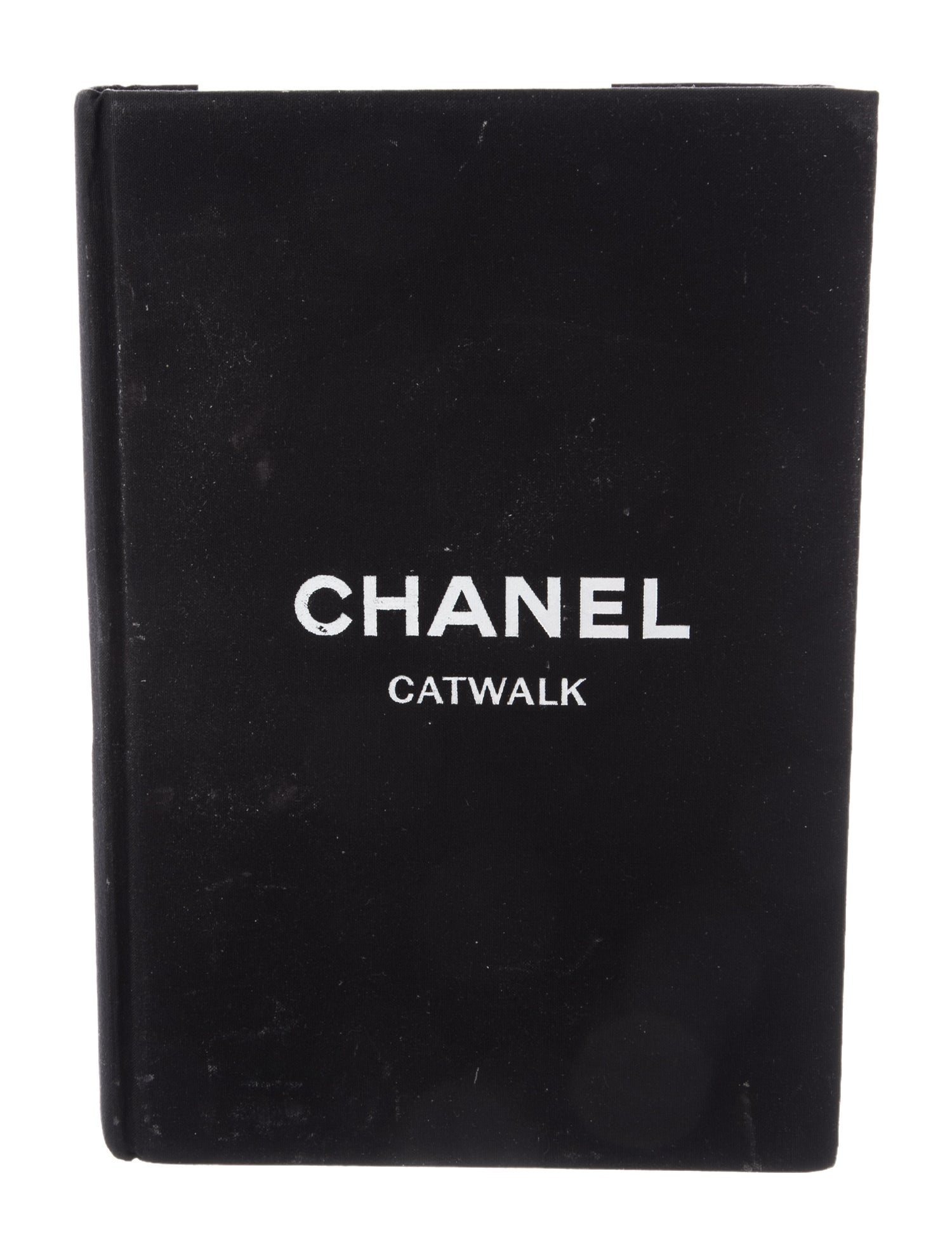 Yale Chanel: Catwalk