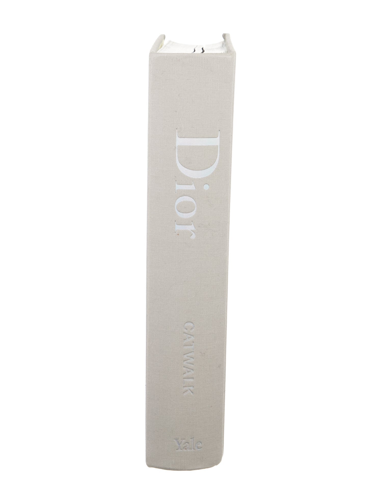 Yale Dior: Catwalk