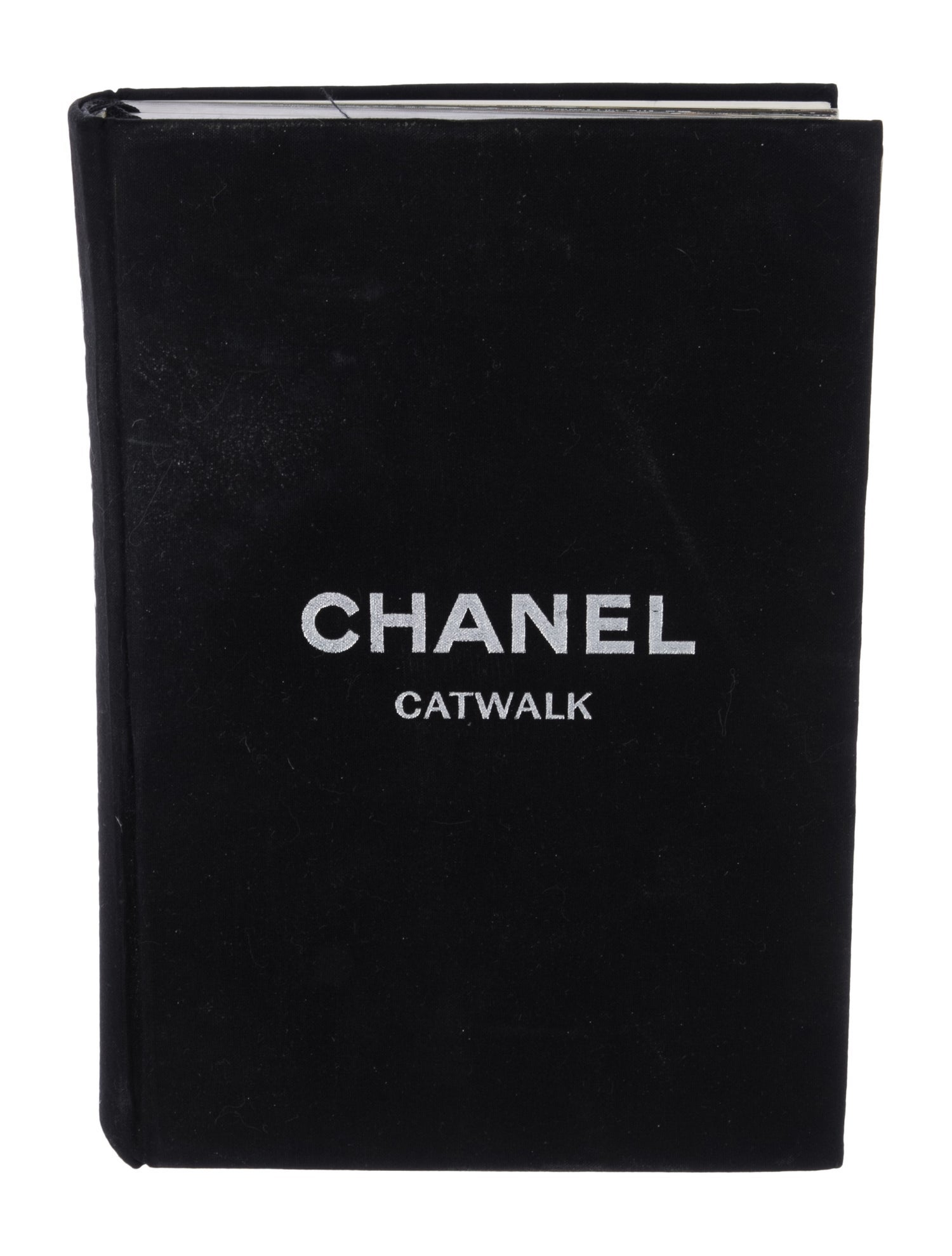 Yale Chanel Catwalk: The Complete Collections