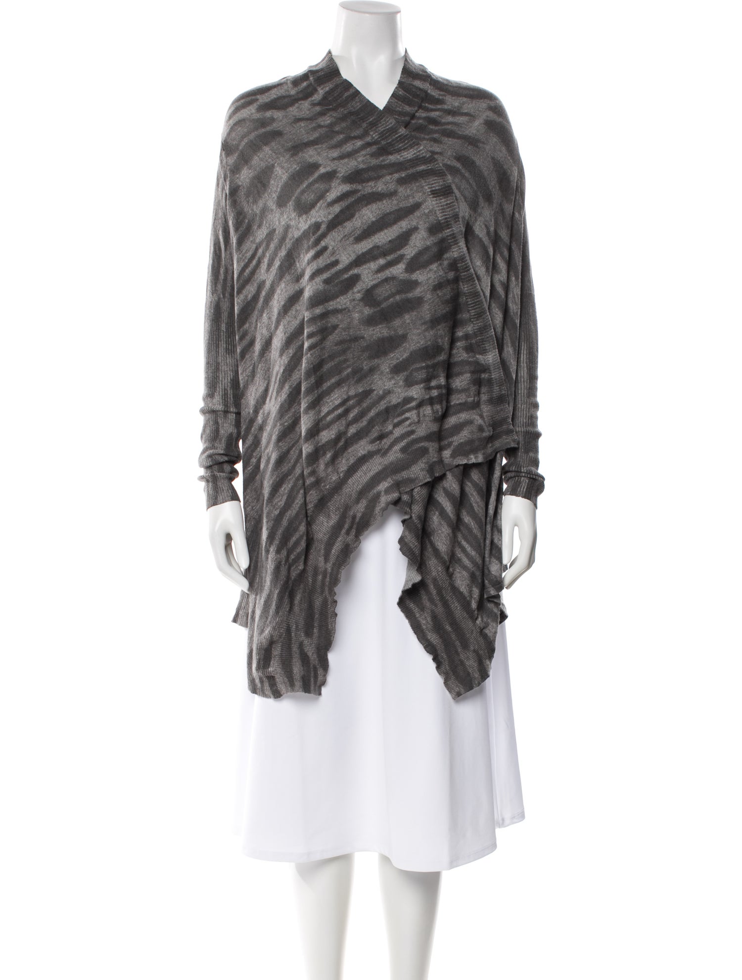 Yigal Azrouël Animal Print V-Neck Sweater