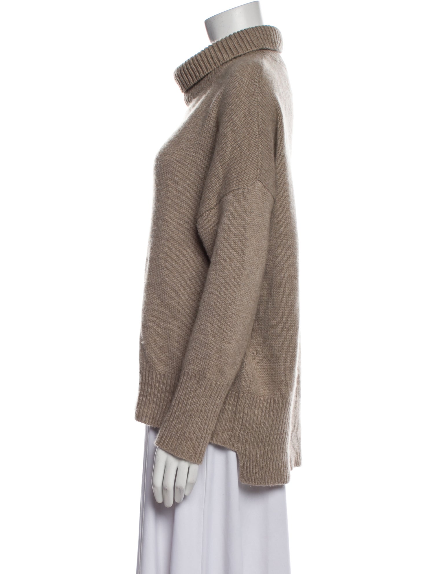 Lisa Yang Cashmere Turtleneck Sweater