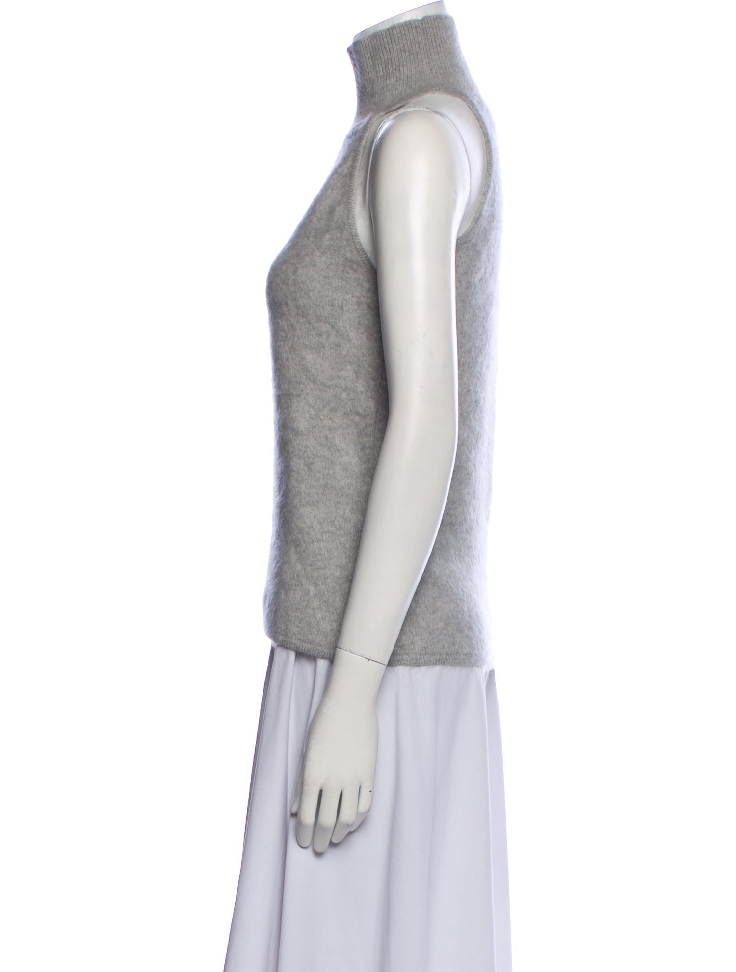 Lisa Yang Cashmere Turtleneck Sweater