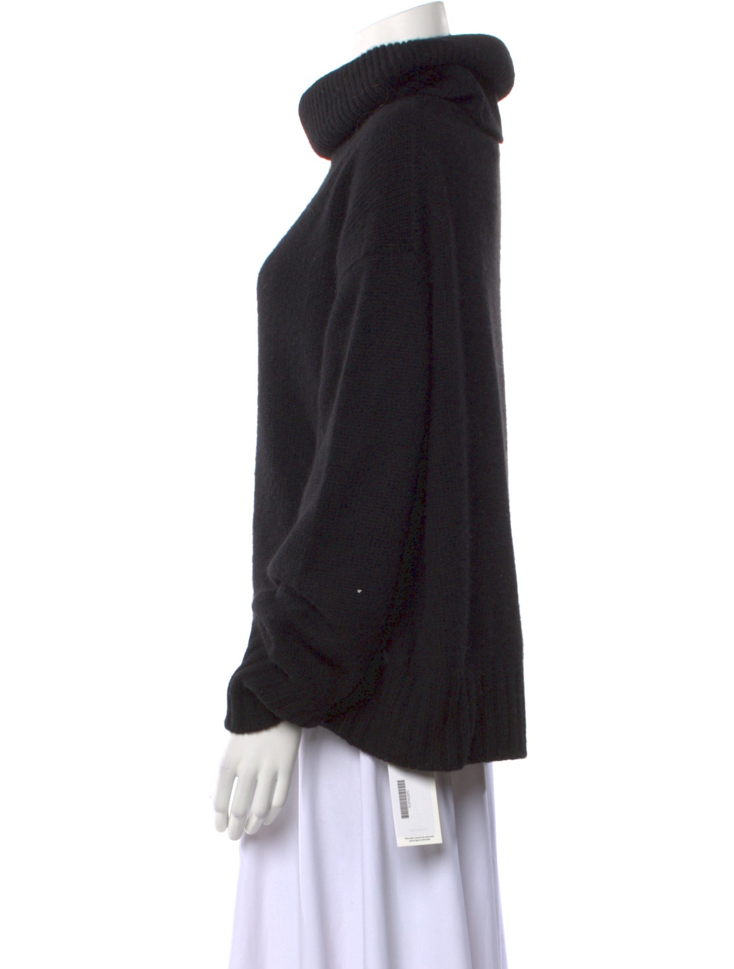 Lisa Yang Cashmere Turtleneck Sweater