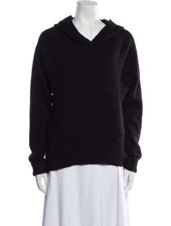 Lisa Yang Cashmere V-Neck Sweater