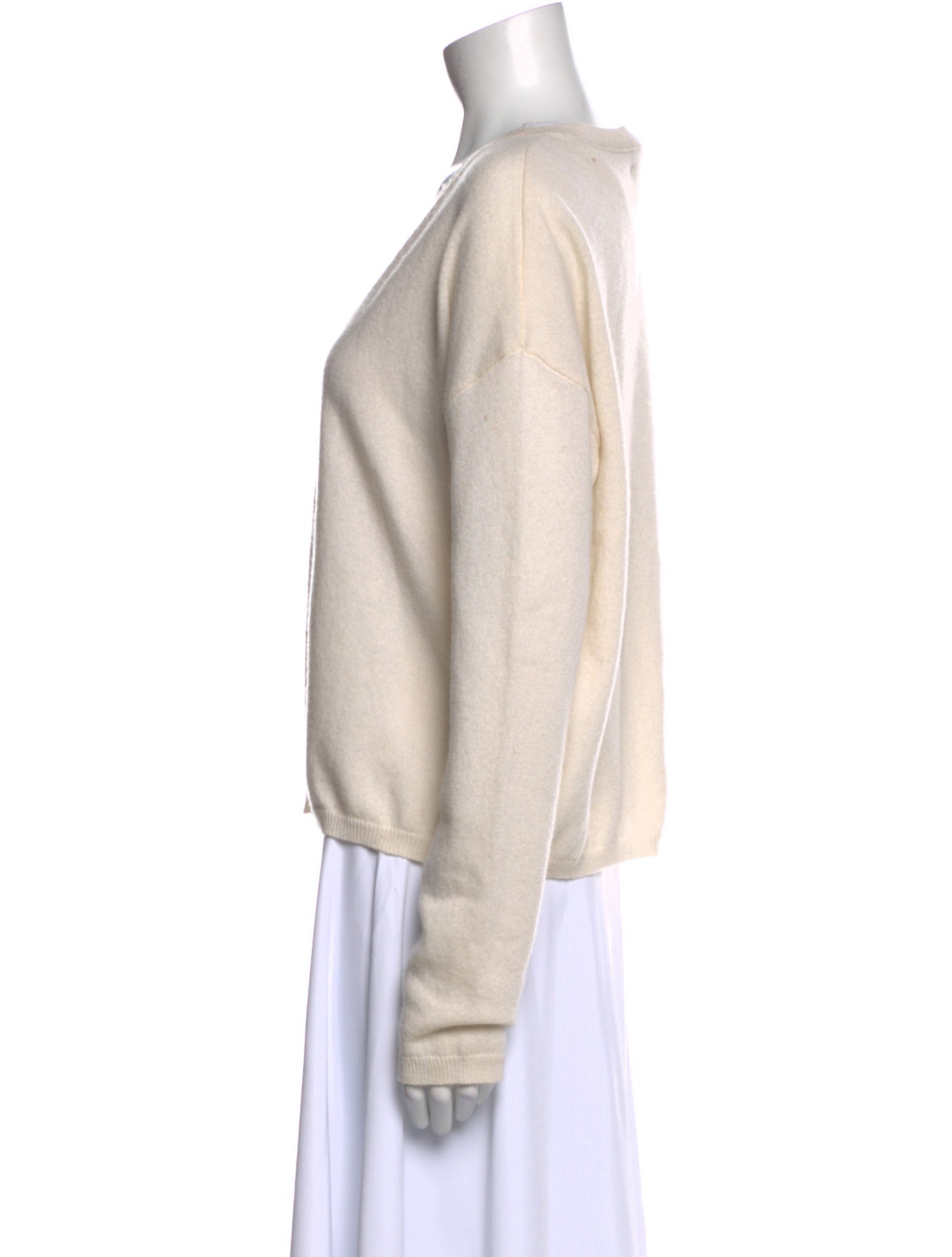 Lisa Yang Cashmere V-Neck Sweater