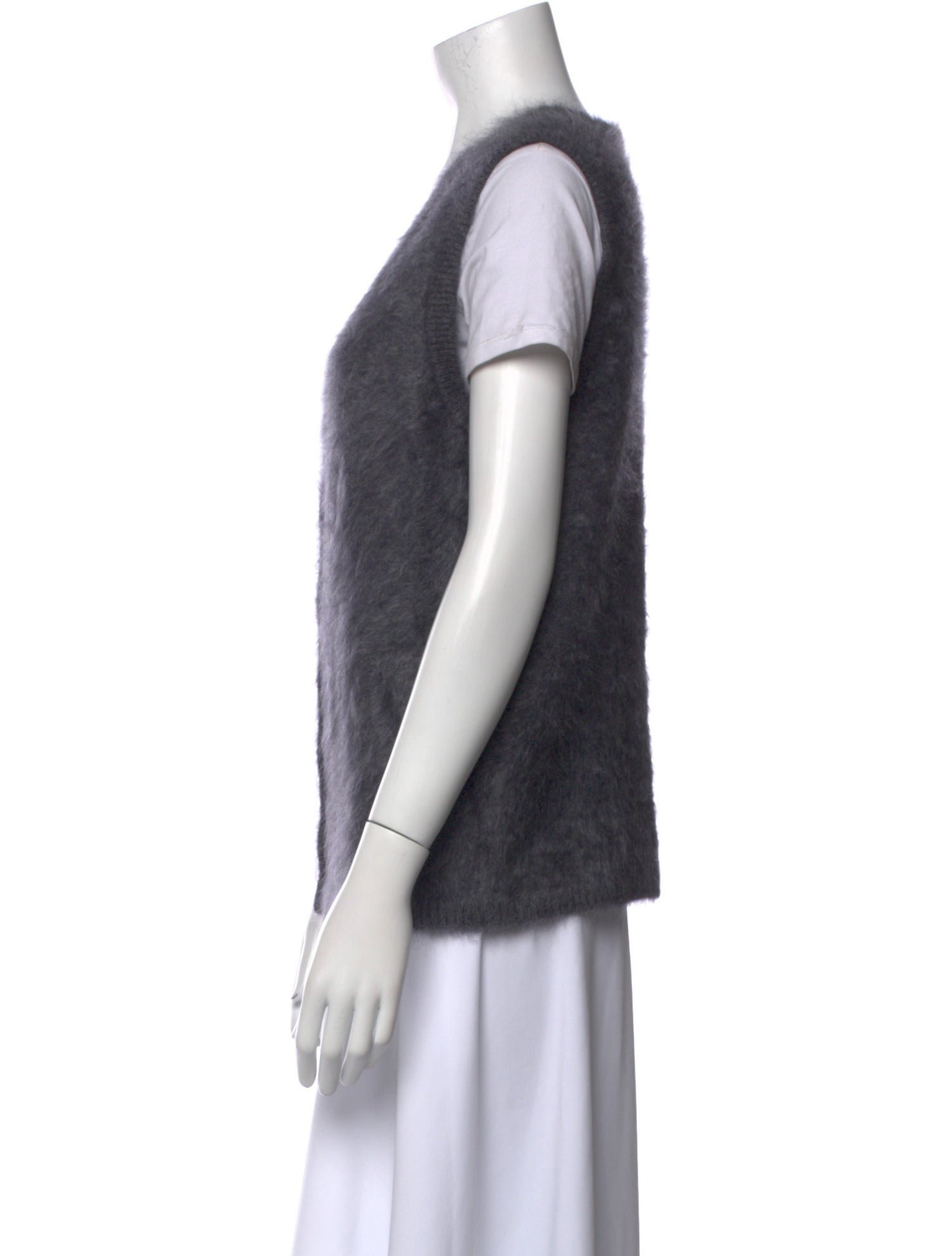 Lisa Yang Cashmere V-Neck Sweater