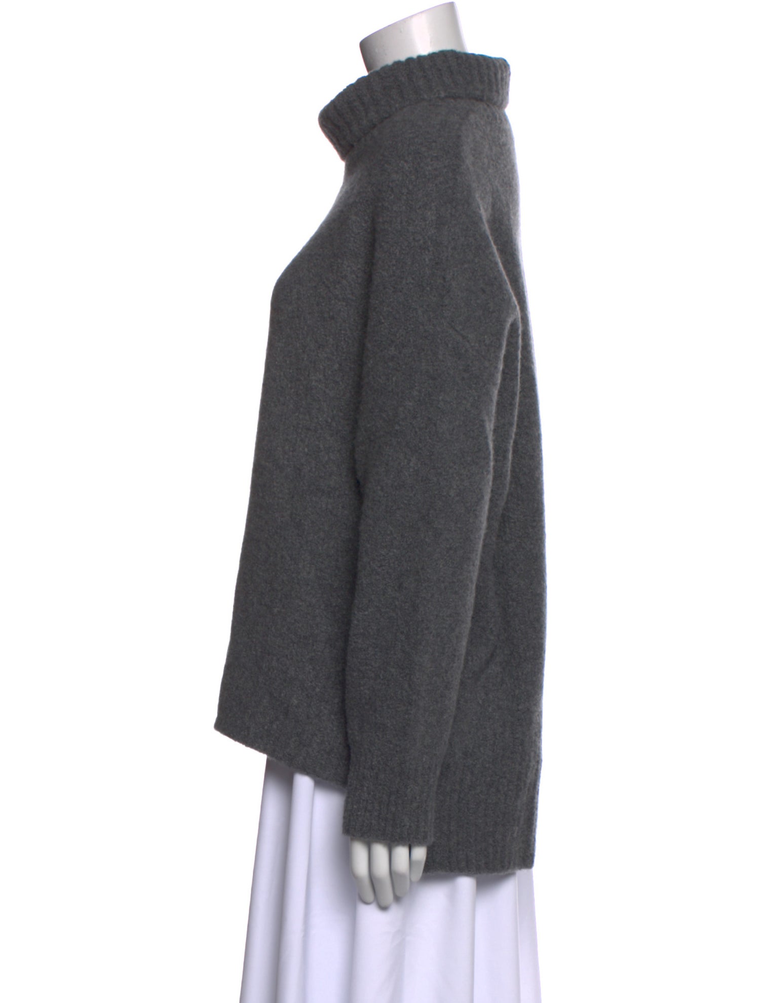 Lisa Yang Cashmere Turtleneck Sweater