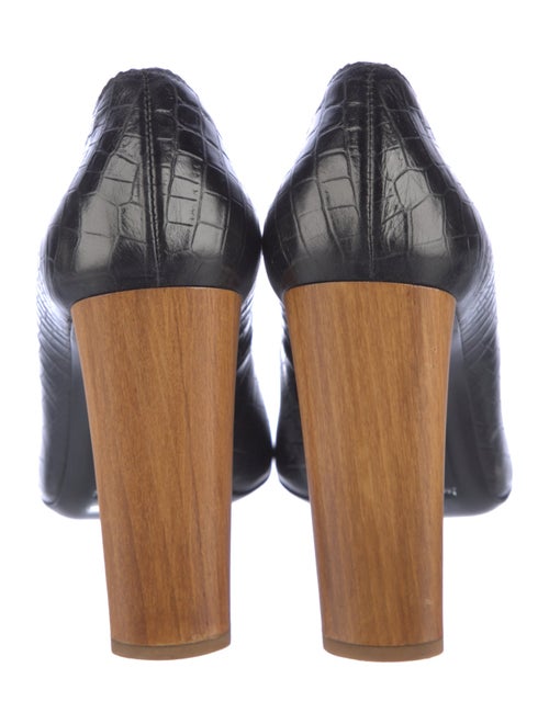 Yves Saint Laurent Rive Gauche Embossed Leather Pumps