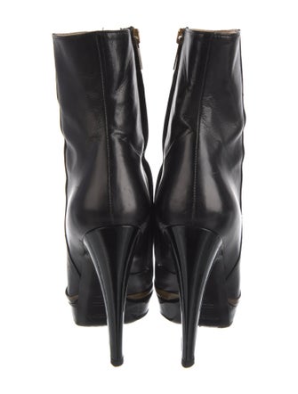 Yves Saint Laurent Rive Gauche Leather Boots