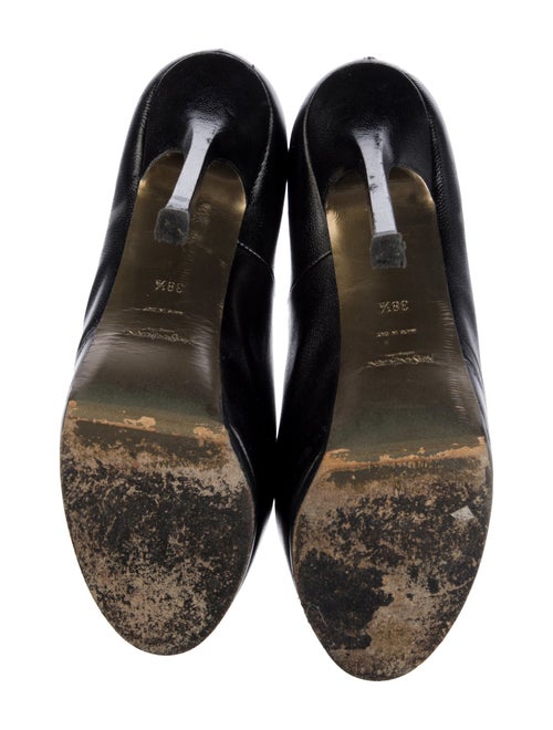 Yves Saint Laurent Rive Gauche Leather Pumps