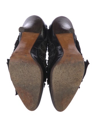 Yves Saint Laurent Rive Gauche Patent Leather Ruffle Embellishment Pumps