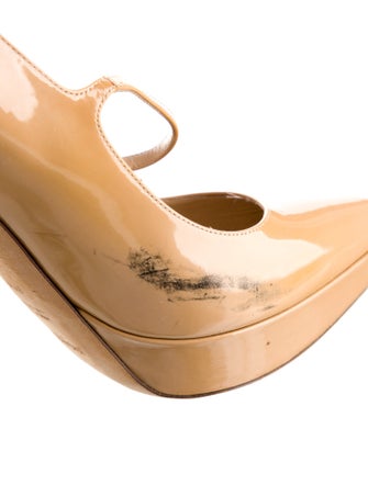 Yves Saint Laurent Rive Gauche Patent Leather Pumps