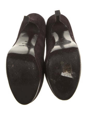 Yves Saint Laurent Rive Gauche Suede Pumps