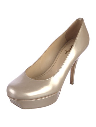 Yves Saint Laurent Rive Gauche Patent Leather Pumps